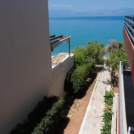 Apartment Sea Breeze *