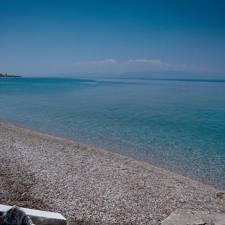 Apartment Sea Breeze Xylokastro