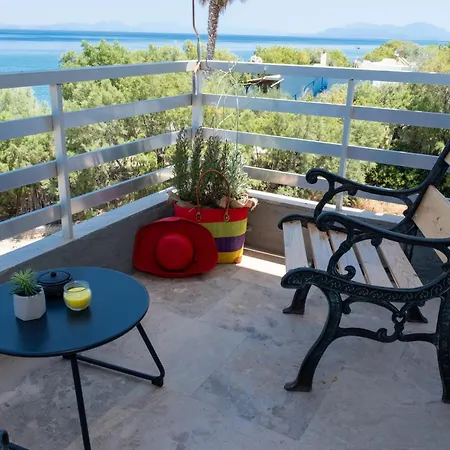 Apartment Sea Breeze *