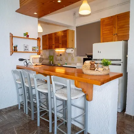 Sea Breeze Apartment Xylokastro